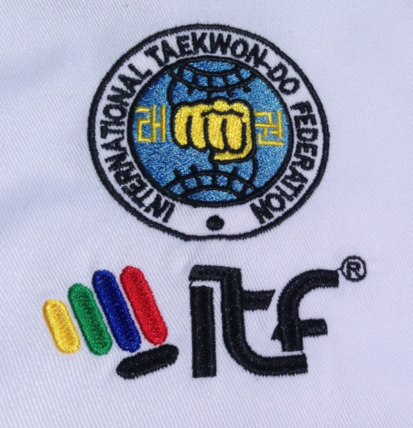 Mighty Fist dobok MiDit ITF logo Teakwon-Do pak