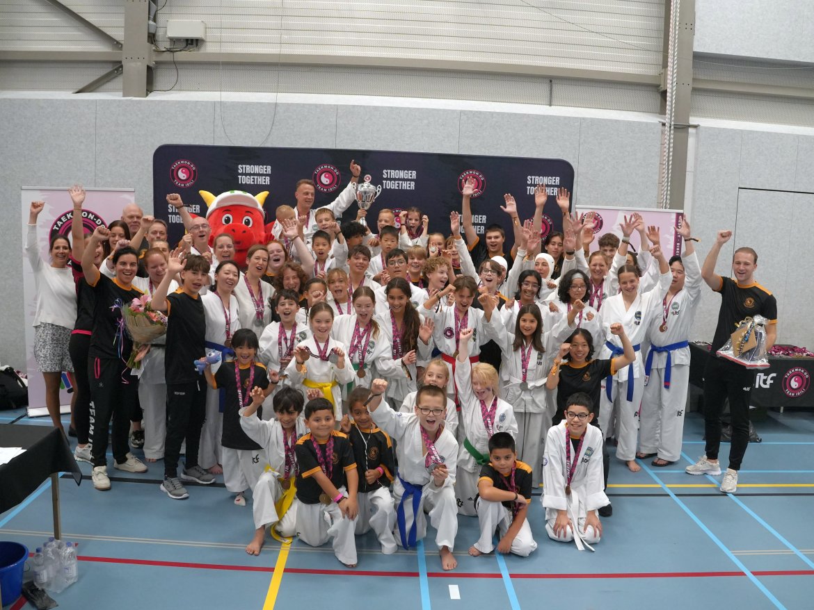 20-Jarig jubileum van Taekwon-Do Team Idili